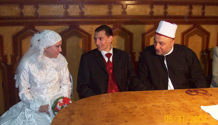2007 - مسجد النور بالعباسية - الشيخ خالد الجندي - الإبن مازن - زوجة الإبن أسماء ذهني