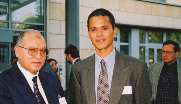 2000 - ألمانيا - برلين - مؤتمر شركة سيمنس حول الاتصالات