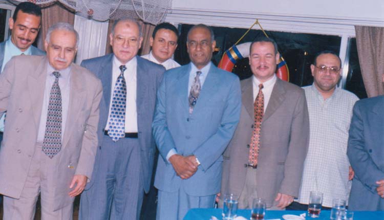 2001 - حفل التقاعد الذي أقامه الصندوق الحكومي - هشام قنديل - عمر حسن - الصياد - برين عبدالرحمن