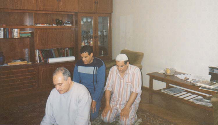 1994 - كازاخستان - ألماتا - الدكتور احمد خورشيد - اللواء إبراهيم رضوان - الصياد