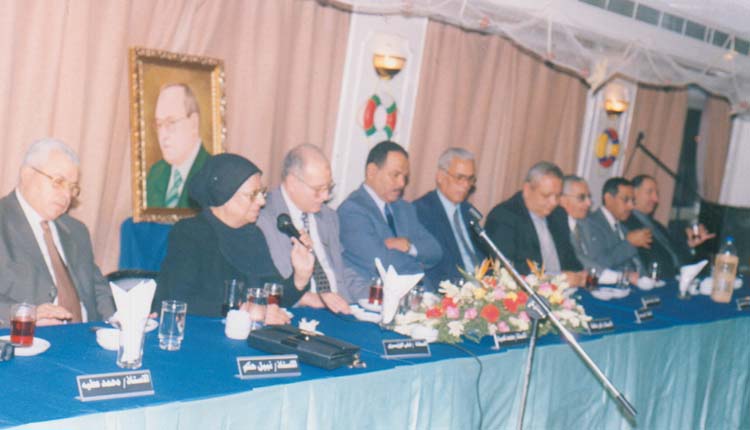 2001 - حفل التقاعد الذي أقامه الصندوق الحكومي - نبيل حكم - ليلي الوزيري - الصياد - فايز حافظ - علي بدر - أسامة شلبي - سادات جنيدي - محمد عبدالحليم - محمد طلعت